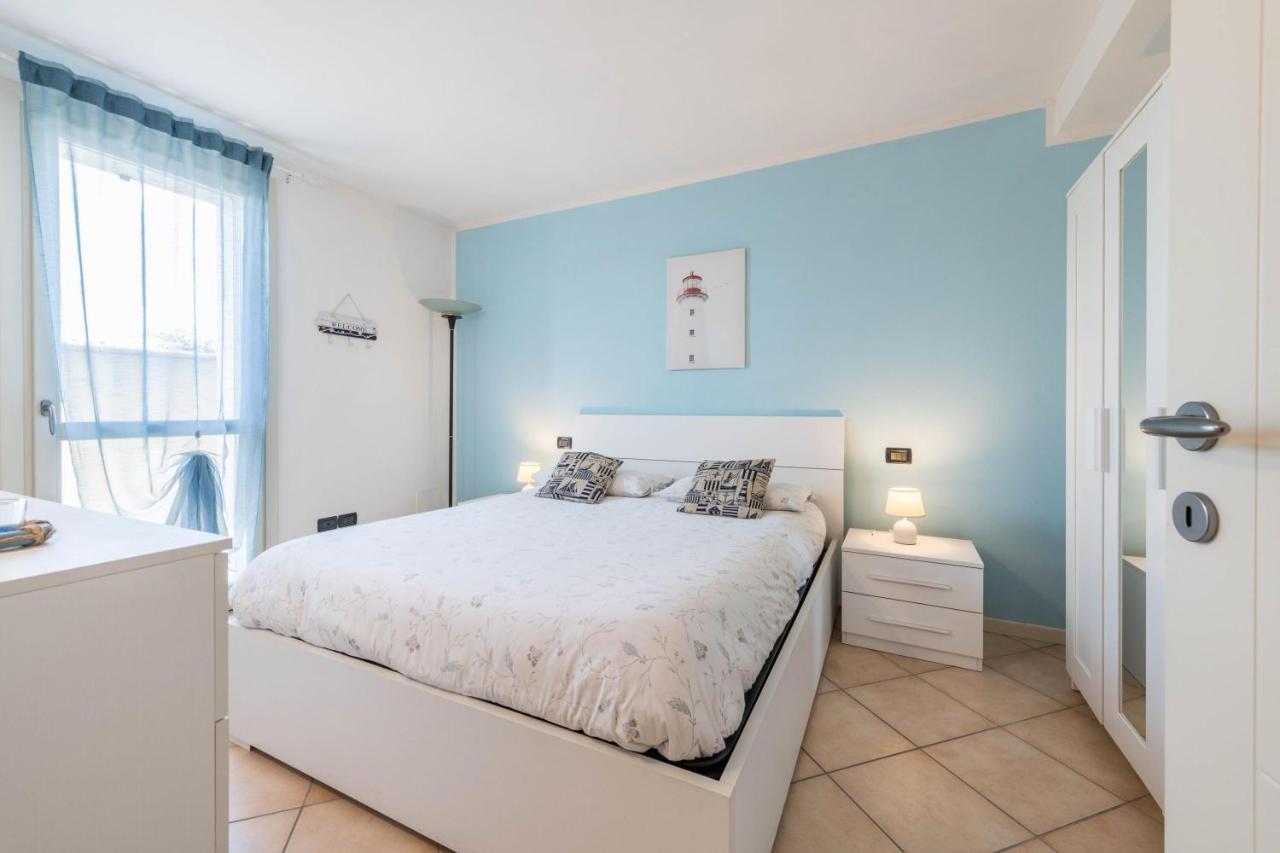 Luxury Apartment With Swimming Pool Лонато Екстериор снимка